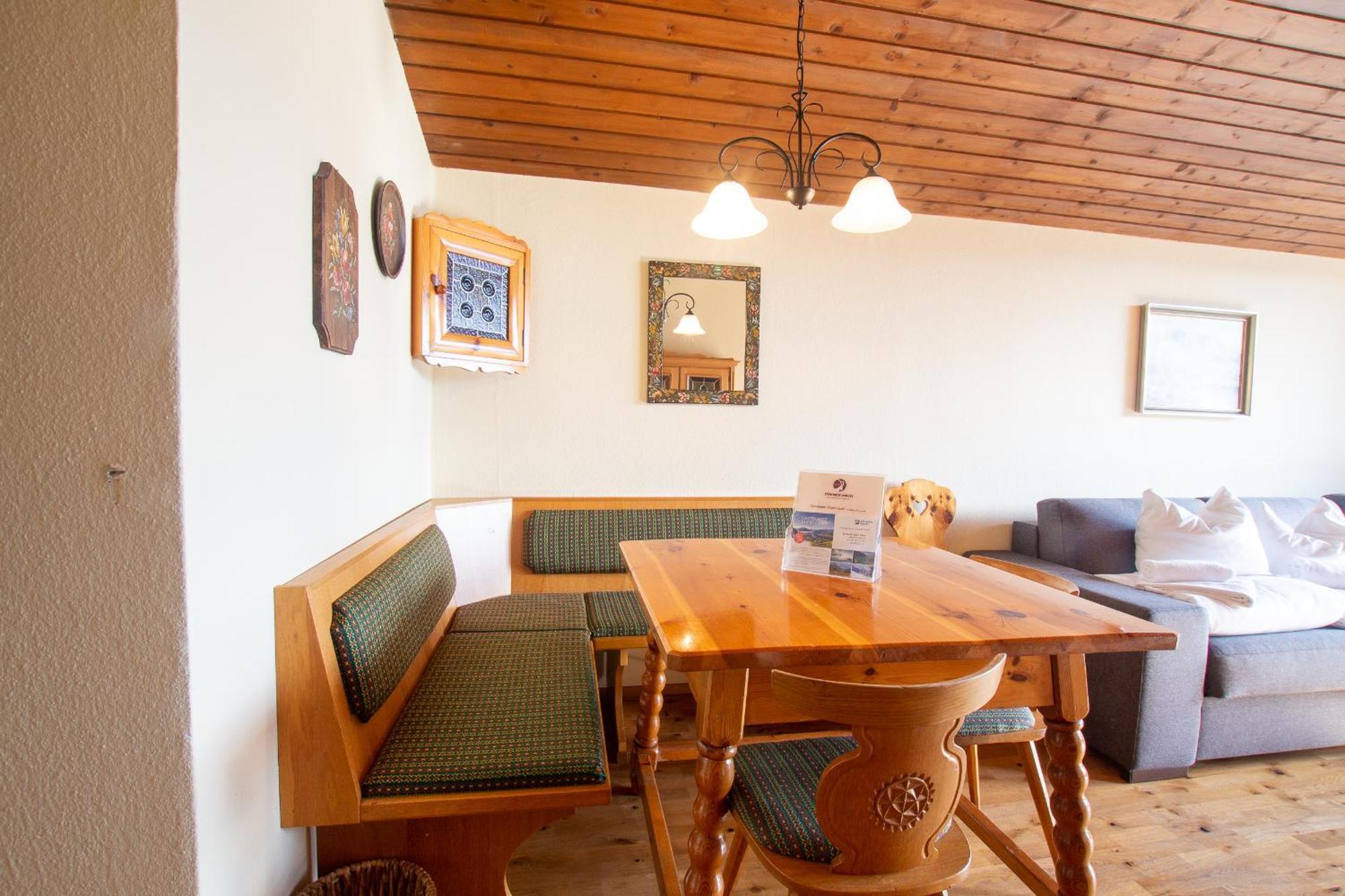Apartment Schmid - Steinbock Lodges Майсхофен Екстериор снимка